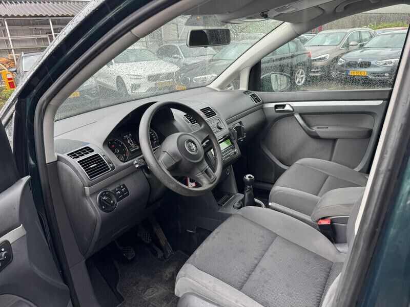 Occasion VW Touran Trendline 105 PK (77 kW) 2012 Groen MPV
