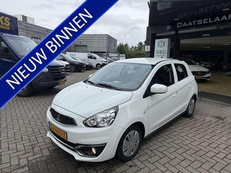 Wit Gebruikt 2018 Mitsubishi Space Star Hatchback | € 7.944 (Eerlijke prijs) - Afbeelding 1/4