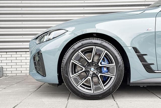 Occasion BMW i4 Comfort Edition 250 kW (340 PK) 2025 Cape york green metallic (c5y) (groen metallic) Sedan