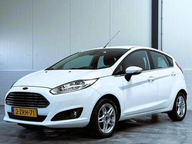 Occasion Ford Fiesta Titanium 101 PK (74 kW) 2015 Wit Hatchback