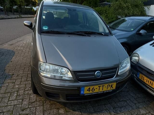 Afbeelding 2/4