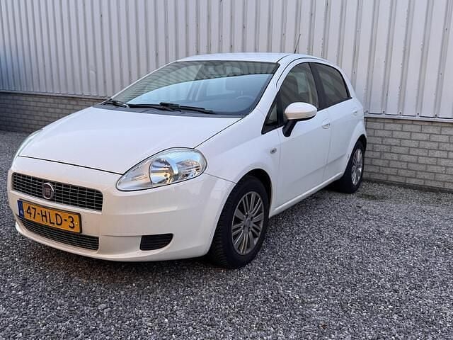 Occasion Fiat Grande Punto Lusso 77 PK (56 kW) 2009 Wit Hatchback