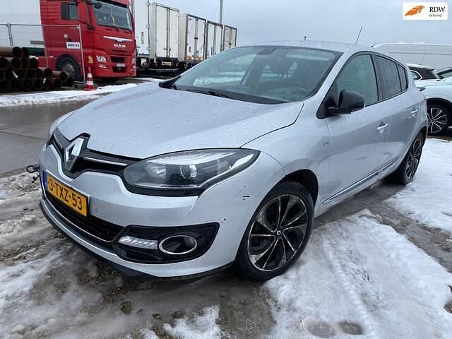 Grijs Occasion 2014 Renault Mégane III Bose Edition Hatchback | € 2.750 (Goede deal) - Afbeelding 1/4