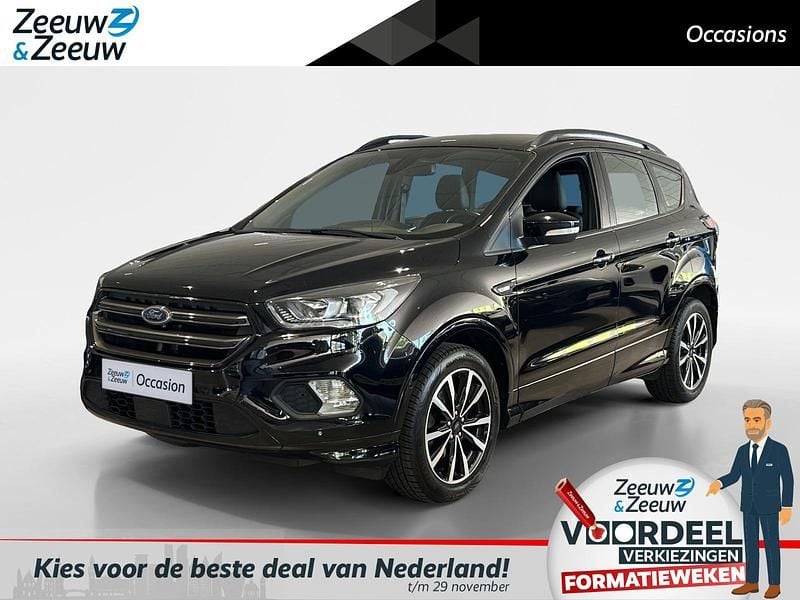 Zwart Gebruikt 2018 Ford Kuga ST-Line SUV | € 15.845 (Eerlijke prijs) - Afbeelding 1/4