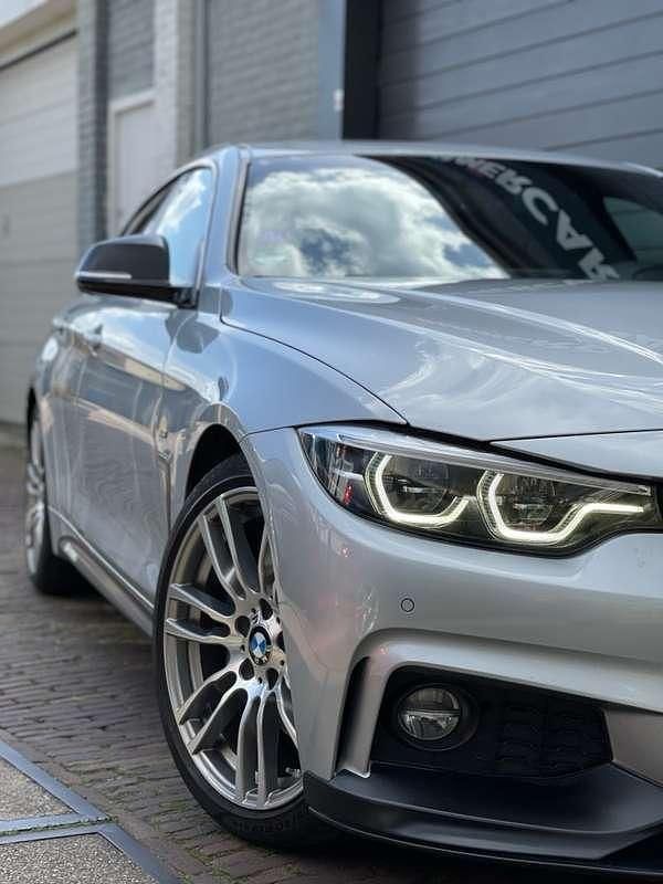 Grijs Gebruikt 2017 BMW 420 Sedan | € 19.999 - Afbeelding 1/4