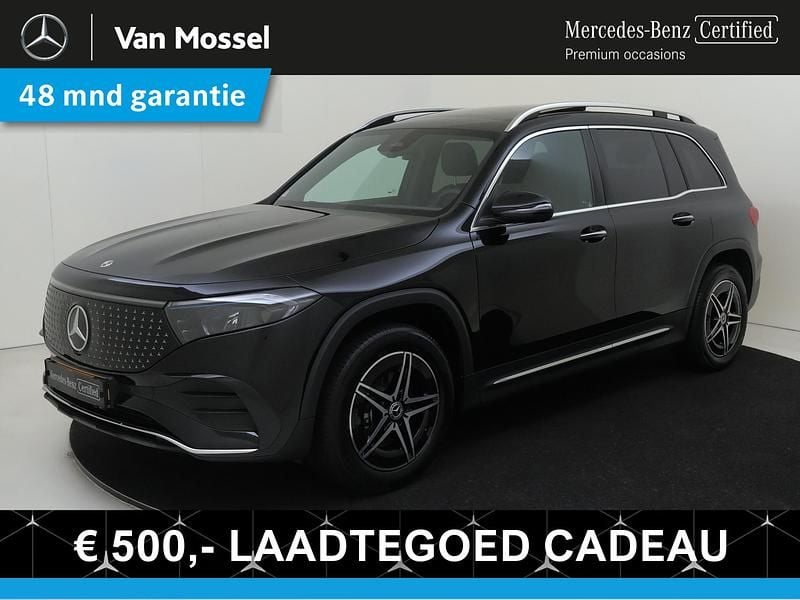 Zwart Gebruikt 2025 Mercedes EQB250+ AMG line SUV | € 46.945 (Super prijs) - Afbeelding 1/4