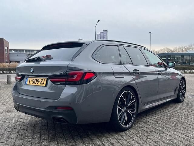 Occasion BMW 520 M Sport 184 PK (135 kW) 2021 Grijs Stationwagen