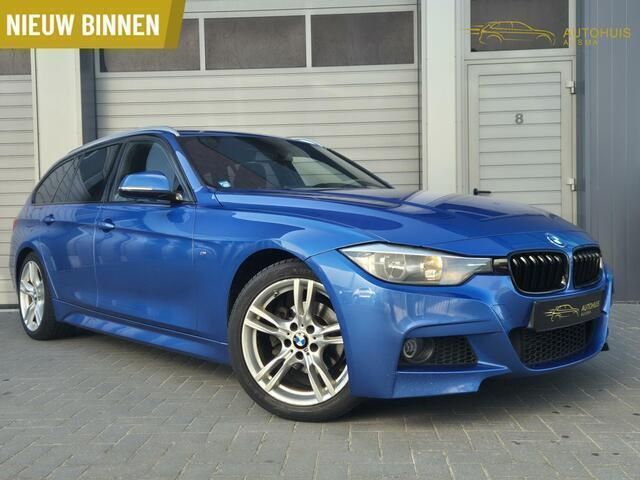 Blauw Gebruikt 2014 BMW 318 M Sport Stationwagen | € 12.995 (Duur) - Afbeelding 1/4