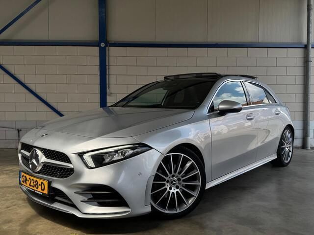 Grijs Gebruikt 2018 Mercedes A200 AMG Hatchback | € 22.895 (Iets duurder) - Afbeelding 1/4