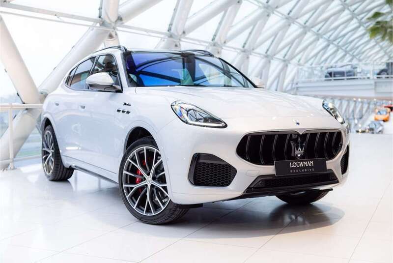 Wit Nieuw 2025 Maserati Grecale SUV | € 149.950 - Afbeelding 1/4