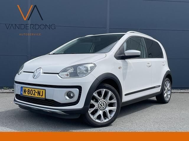 Wit Gebruikt 2013 VW cross up! Hatchback | € 6.445 (Eerlijke prijs) - Afbeelding 1/4