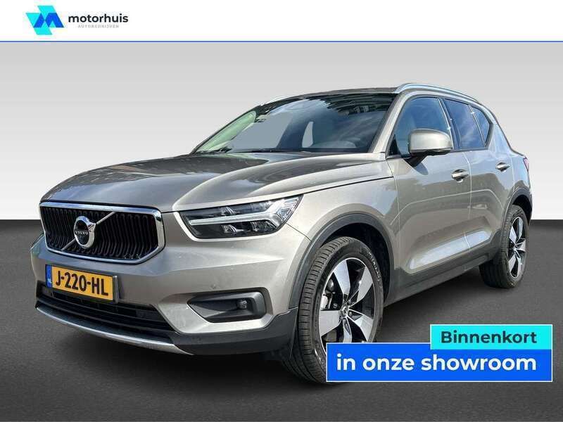 Grijs, metallic lak Gebruikt 2020 Volvo XC40 Business Edition SUV | € 29.445 (Super prijs) - Afbeelding 1/4