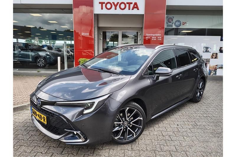 Gebruikt 2024 Toyota Corolla Executive Stationwagen | € 40.690 - Afbeelding 1/1