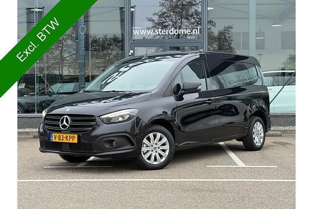 Zwart (metallic) Occasion 2024 Mercedes Citan 112 Van | € 31.995 (Iets duurder) - Afbeelding 1/4