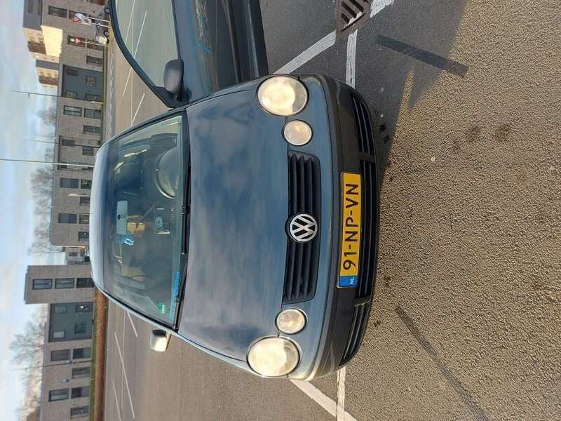 Blauw Gebruikt 2004 VW Polo Hatchback | € 875 (Goede deal) - Afbeelding 1/4