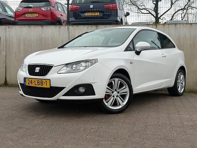 Occasion Seat Ibiza SC 86 PK (63 kW) 2010 Wit Hatchback
