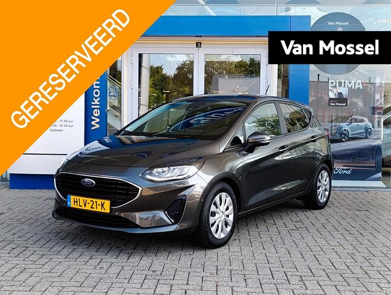 Grijs Gebruikt 2022 Ford Fiesta Hatchback | € 14.945 (Eerlijke prijs) - Afbeelding 1/4