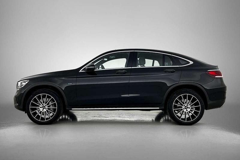 Occasion Mercedes GLC300e Premium 211 PK (155 kW) 2020 Zwart, metallic lak Coupé