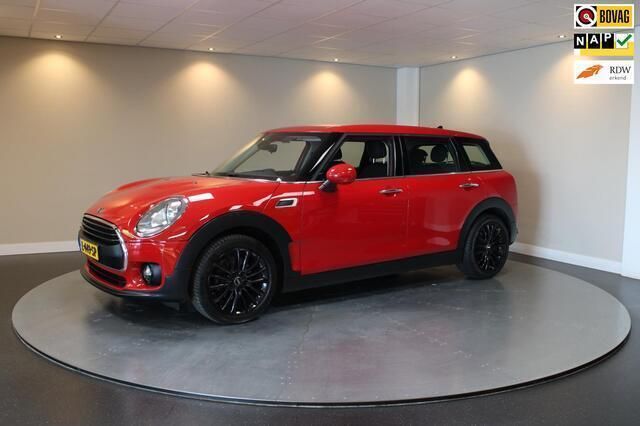 Rood Gebruikt 2018 Mini One Clubman Business Stationwagen | € 12.940 (Super prijs) - Afbeelding 1/4