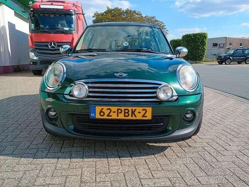 Groen Gebruikt 2011 Mini ONE Hatchback | € 2.850 (Super prijs) - Afbeelding 1/4