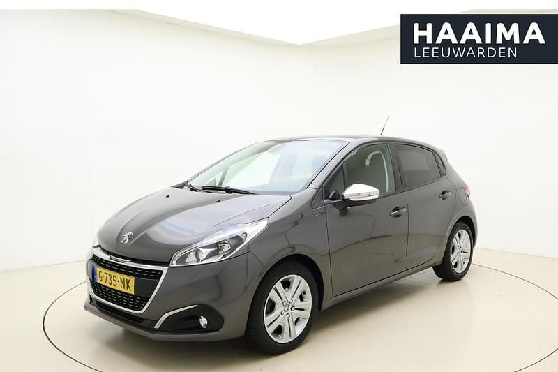Grijs Occasion 2019 Peugeot 208 Signature Sky Hatchback | € 15.945 (Goede deal) - Afbeelding 1/4