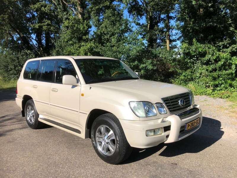 Beige Gebruikt 2007 Toyota Land Cruiser SUV | € 32.500 - Afbeelding 1/4