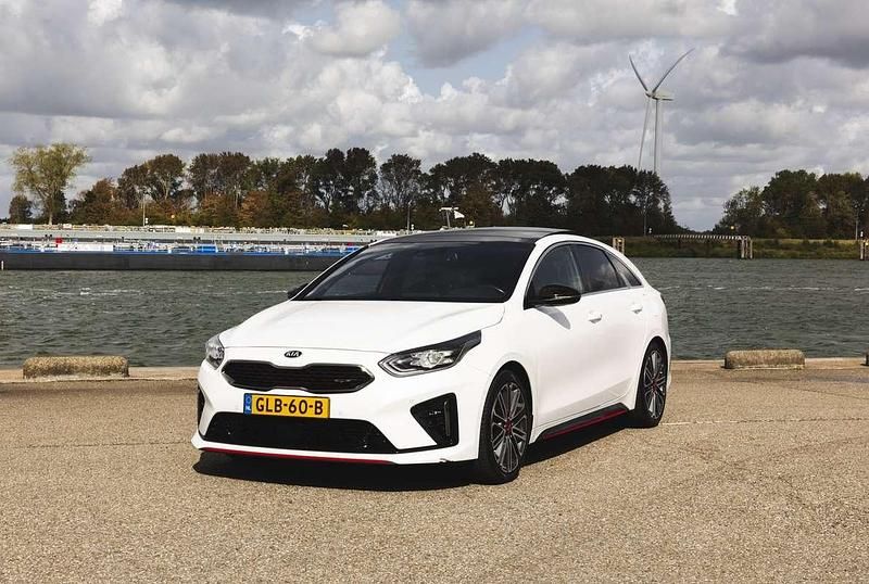 Wit Gebruikt 2020 Kia ProCeed Stationwagen | € 16.950 - Afbeelding 1/4