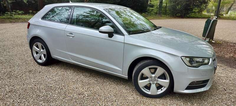 Zilver Gebruikt 2014 Audi A3 Hatchback | € 9.000 (Super prijs) - Afbeelding 1/4