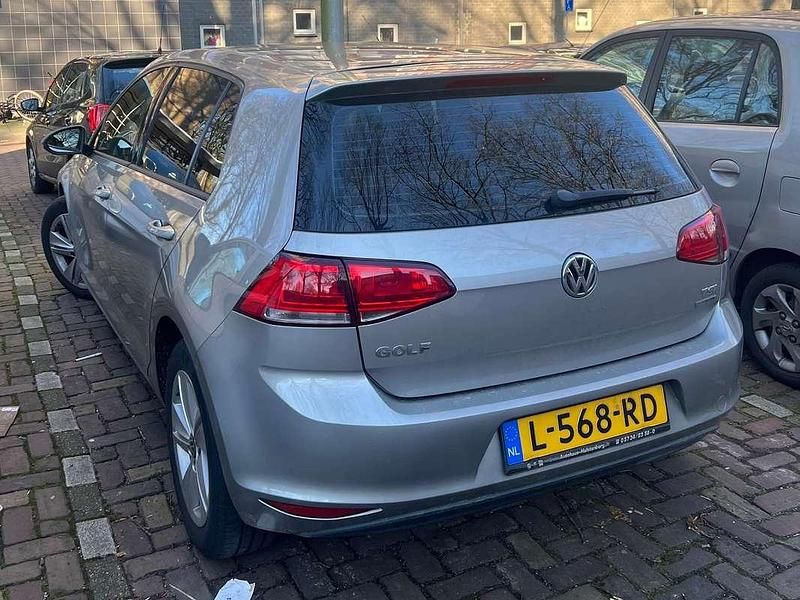 Zilver Gebruikt 2014 VW Golf VII Sedan | € 8.499 (Eerlijke prijs) - Afbeelding 1/4