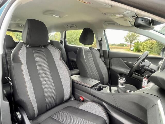 Occasion Peugeot 5008 131 PK (96 kW) 2017 Groen MPV