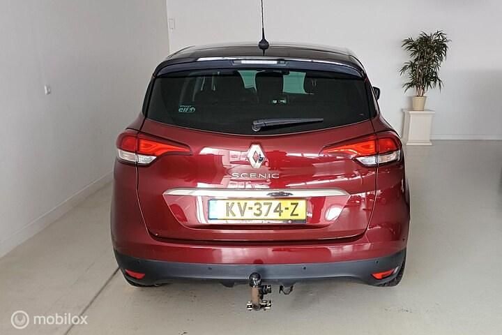 Occasion Renault Scénic IV Intens 2017 Rood MPV