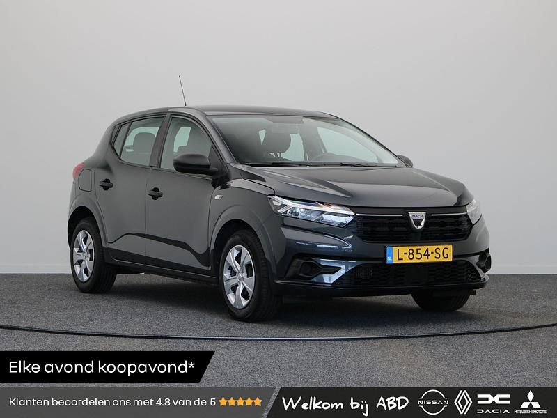 Grijs Gebruikt 2021 Dacia Sandero Essentiel Hatchback | € 12.940 (Goede deal) - Afbeelding 1/3