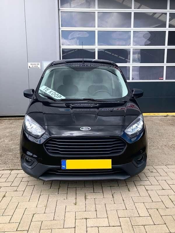 Zwart Gebruikt 2021 Ford Transit Trend Van | € 11.750 (Super prijs) - Afbeelding 1/4