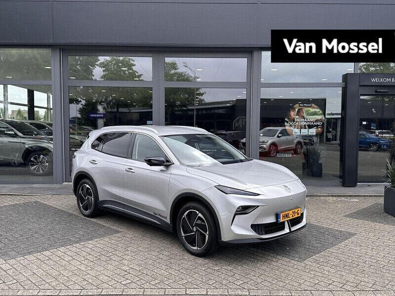 Grijs Nieuw 2025 MG MG5 EV Luxury Stationwagen | € 37.950 - Afbeelding 1/4