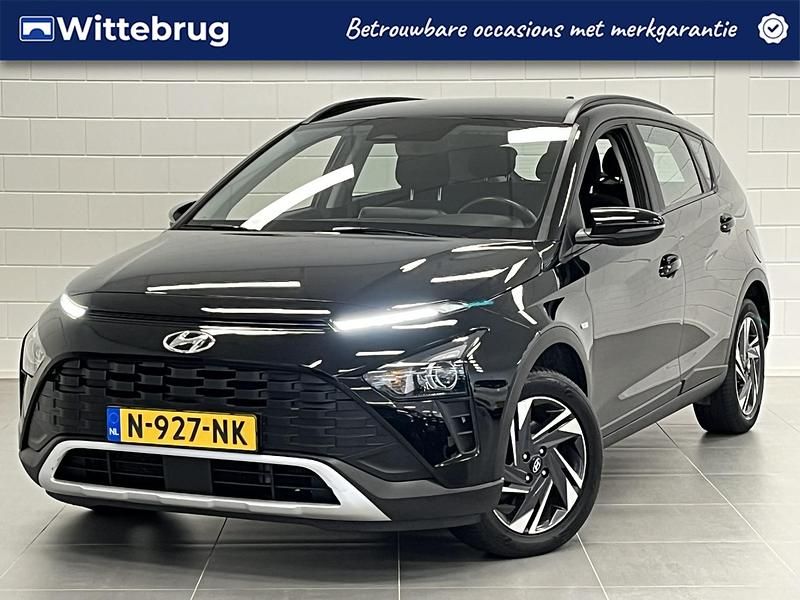 Zwart metallic Gebruikt 2021 Hyundai Bayon Comfort SUV | € 16.925 (Eerlijke prijs) - Afbeelding 1/3