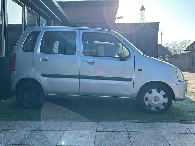 Occasion Opel Agila 80 PK (58 kW) 2006 Grijs Hatchback