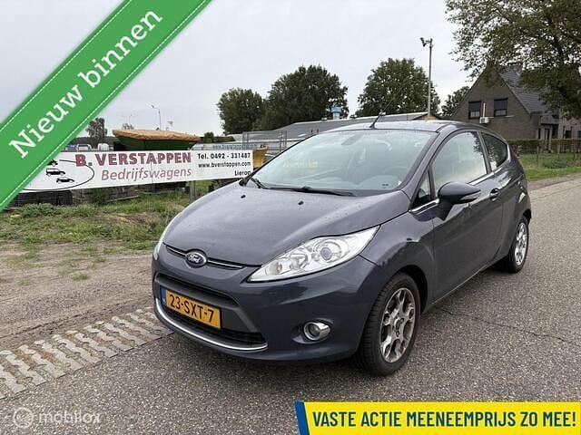 Grijs Gebruikt 2012 Ford Fiesta Titanium Hatchback | € 1.150 (Super prijs) - Afbeelding 1/4