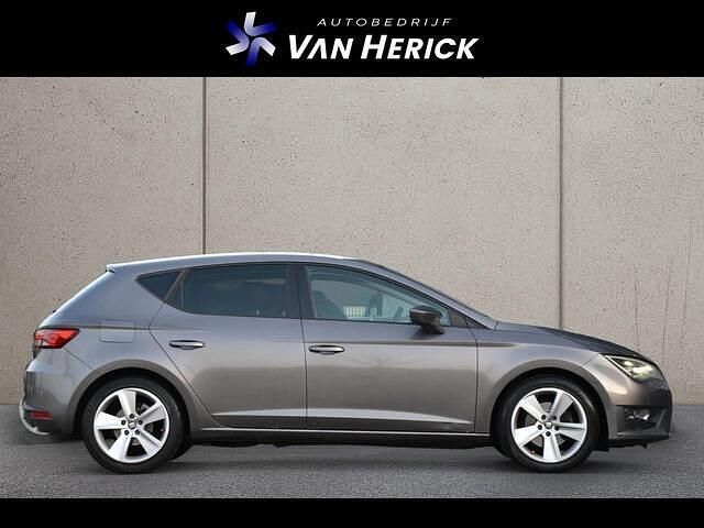 Occasion Seat Leon FR 125 PK (91 kW) 2015 Grijs Hatchback