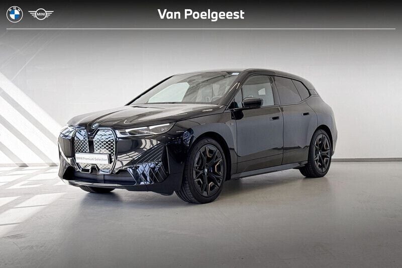 Zwart Gebruikt 2024 BMW iX Executive SUV | € 86.995 (Goede deal) - Afbeelding 1/4