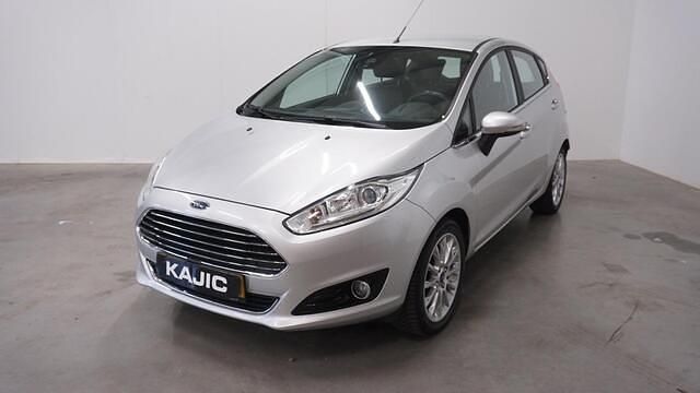 Grijs Gebruikt 2015 Ford Fiesta Titanium X Hatchback | € 7.450 (Eerlijke prijs) - Afbeelding 1/4