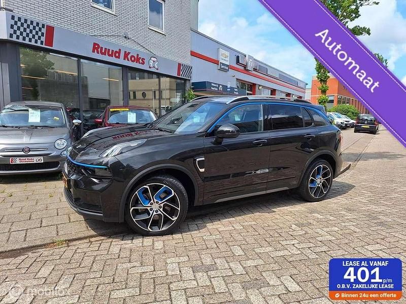 Zwart, metallic lak Gebruikt 2024 Lynk & Co 01 SUV | € 29.950 (Eerlijke prijs) - Afbeelding 1/4