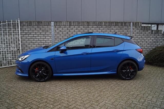 Occasion Opel Astra Business 200 PK (147 kW) 2019 Blauw (metallic) Hatchback