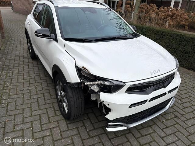 Occasion Kia Stonic GT-Line 101 PK (74 kW) 2024 Wit (metallic) SUV