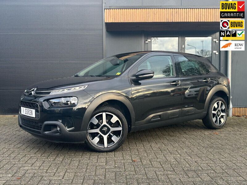 Zwart, metallic lak Gebruikt 2018 Citroën C4 Cactus Business Class Hatchback | € 12.725 (Eerlijke prijs) - Afbeelding 1/4