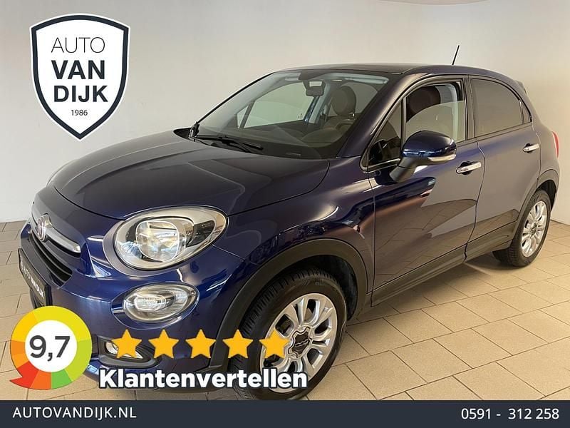 Blauw (metallic) Gebruikt 2017 Fiat 500X Pop Star SUV | € 11.885 (Goede deal) - Afbeelding 1/4