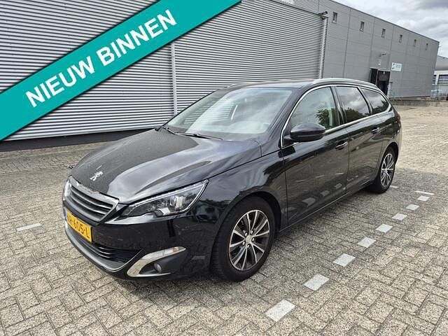 Zwart Gebruikt 2017 Peugeot 308 SW Premium Stationwagen | € 6.555 - Afbeelding 1/4