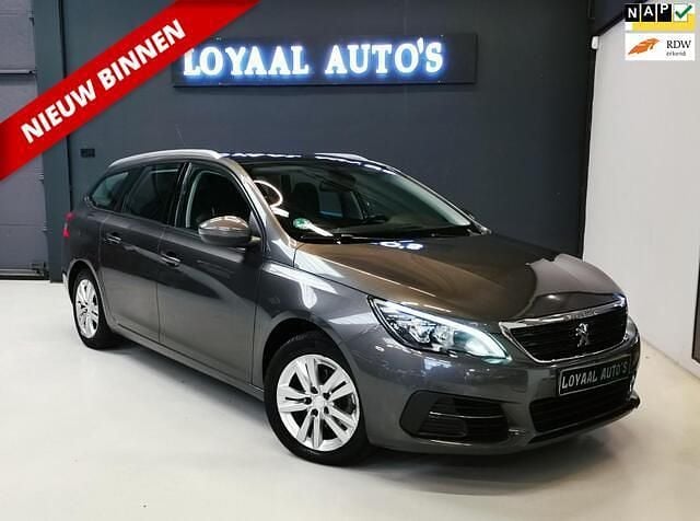 Grijs Gebruikt 2018 Peugeot 308 SW Active Stationwagen | € 7.499 (Goede deal) - Afbeelding 1/4