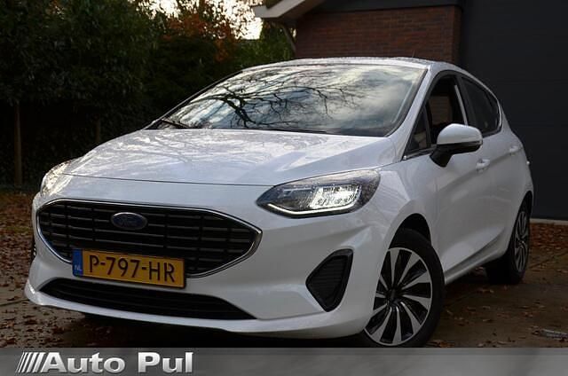 Wit Gebruikt 2022 Ford Fiesta Titanium Hatchback | € 13.600 (Goede deal) - Afbeelding 1/4