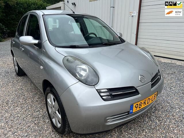 Grijs Gebruikt 2005 Nissan Micra Hatchback | € 1.999 (Eerlijke prijs) - Afbeelding 1/4