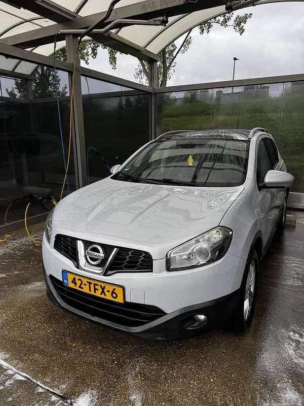Grijs Gebruikt 2012 Nissan Qashqai +2 SUV | € 7.500 (Eerlijke prijs) - Afbeelding 1/4